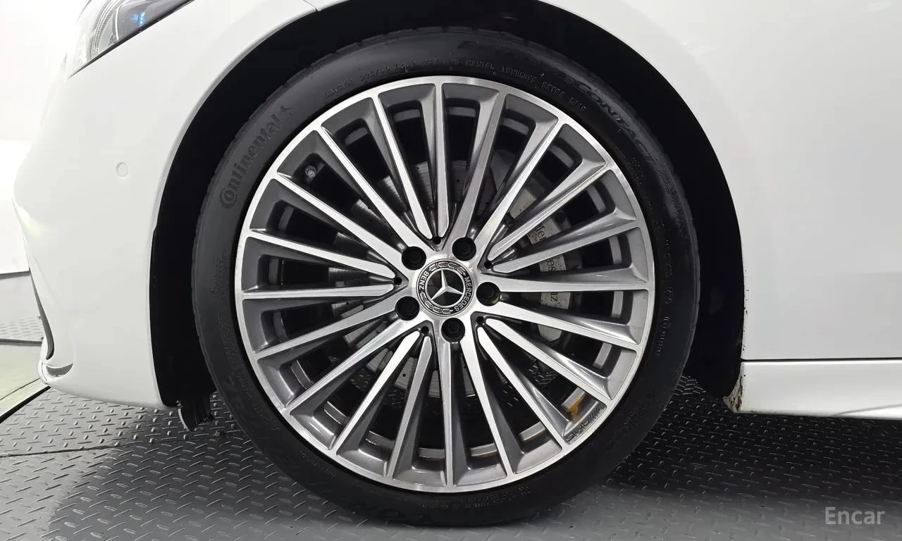 Mercedes-Benz C 300 4MATIC AMG | ПАНОРАМА | ДИСТРОНИК | 360, снимка 5 - Автомобили и джипове - 55951865