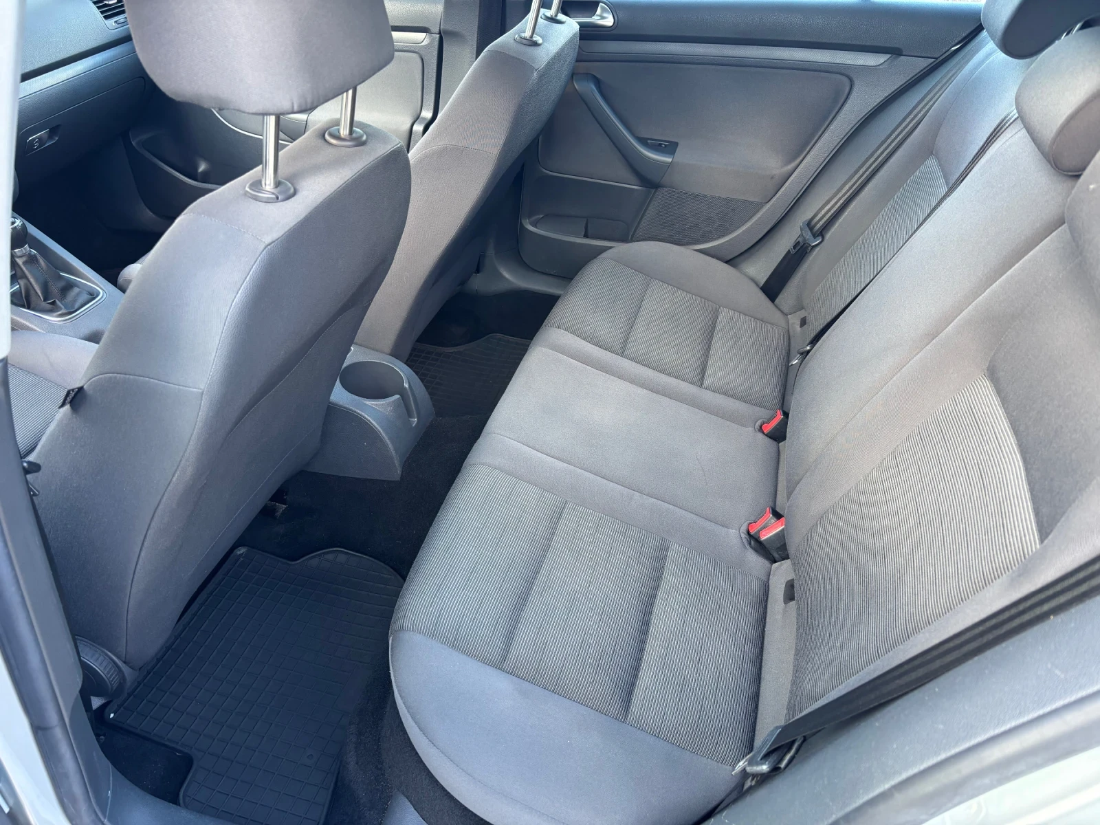 VW Golf 5 2.0 SDI 185.000km, снимка 11 - Автомобили и джипове - 56272140