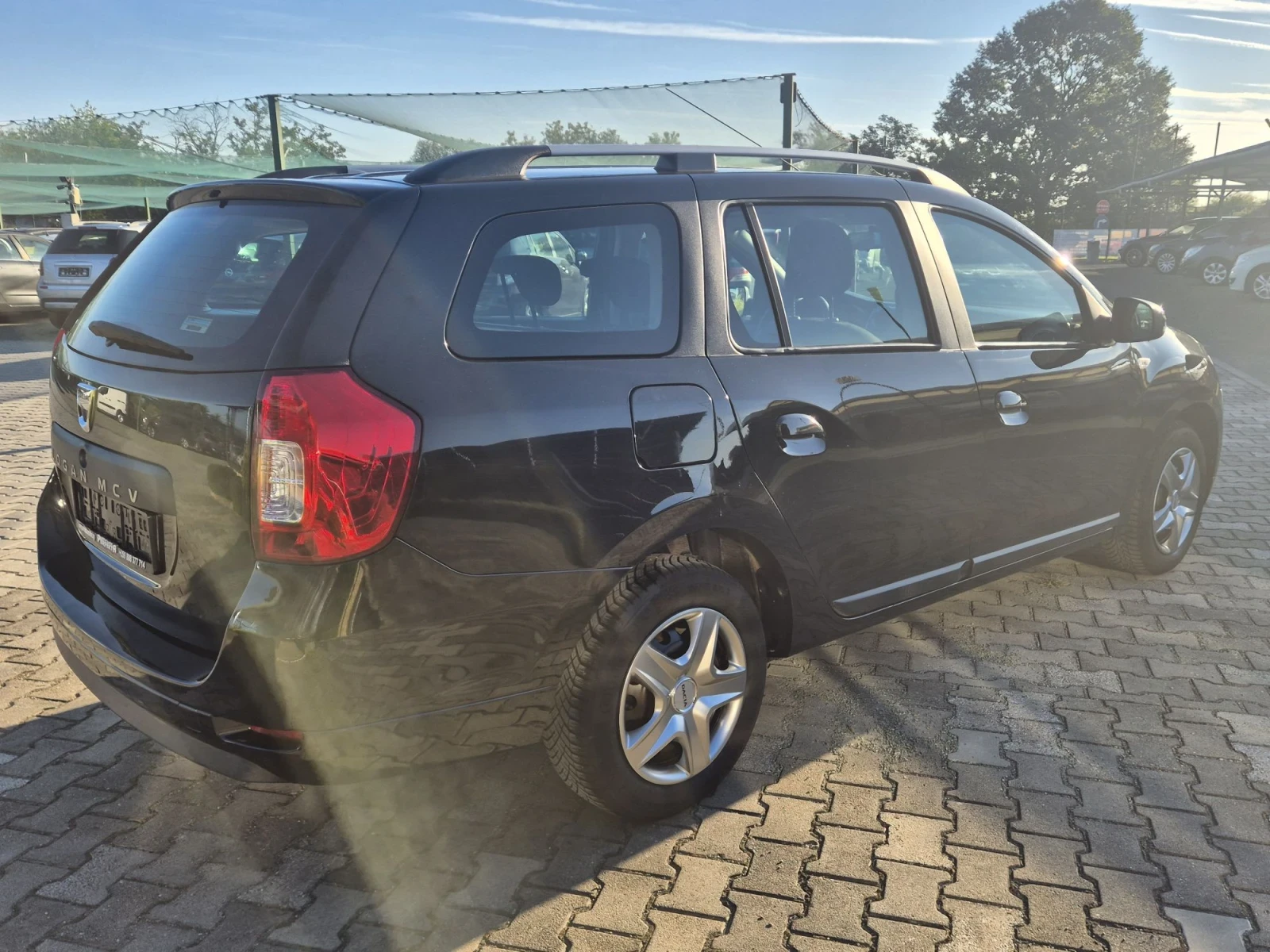Dacia Logan 1.5dci 90к.с., снимка 7 - Автомобили и джипове - 56368941