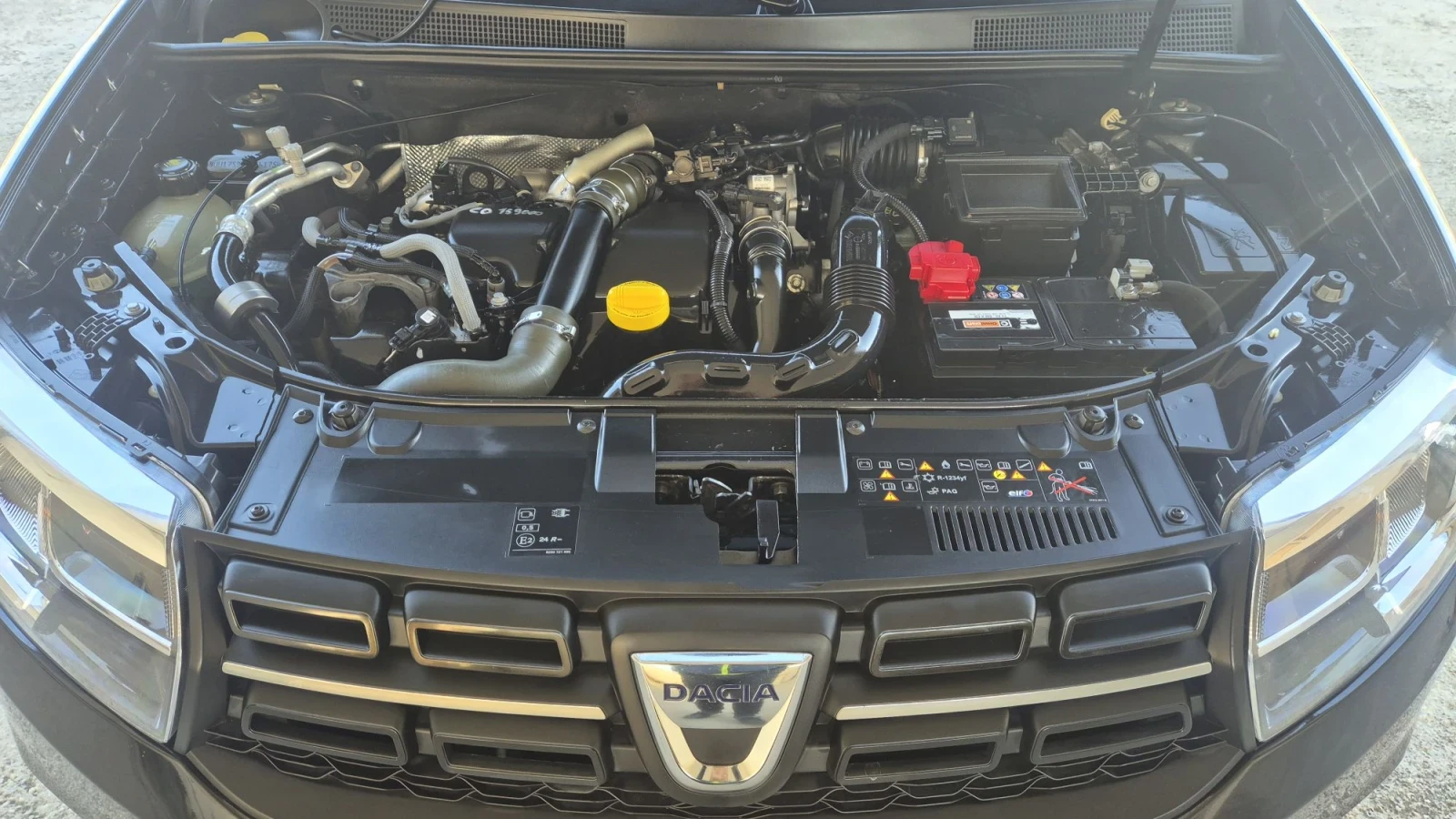 Dacia Logan 1.5dci 90к.с., снимка 17 - Автомобили и джипове - 56368941