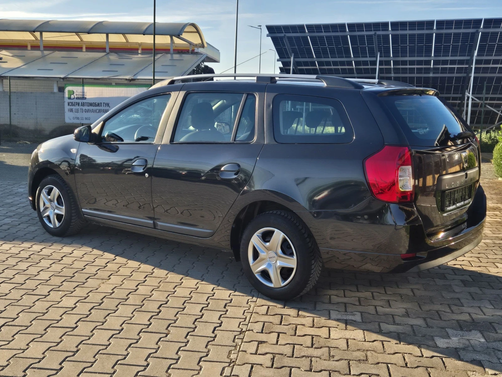 Dacia Logan 1.5dci 90к.с., снимка 10 - Автомобили и джипове - 56368941