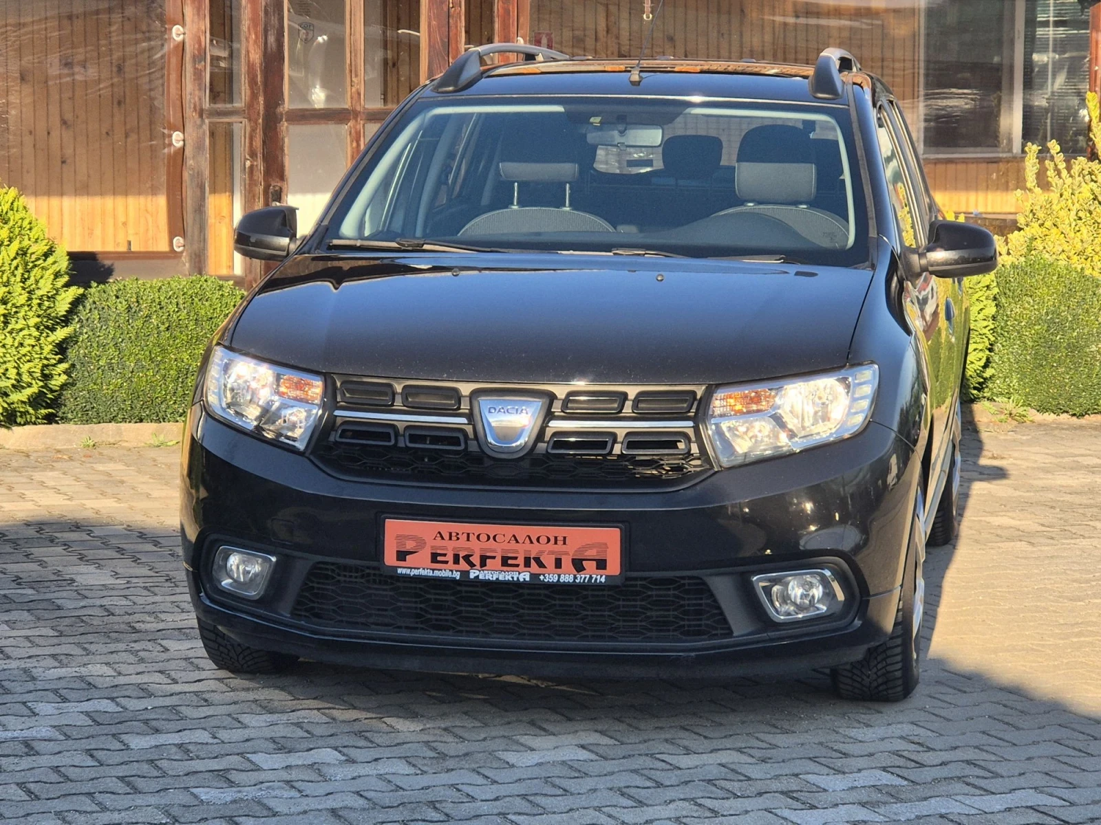 Dacia Logan 1.5dci 90к.с., снимка 3 - Автомобили и джипове - 56368941