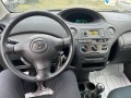 Toyota Yaris 1.0 - изображение 4