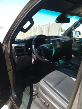 Toyota Hilux Mild Hybrid 48V invicible, снимка 9
