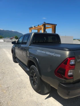 Toyota Hilux Mild Hybrid 48V invicible, снимка 7