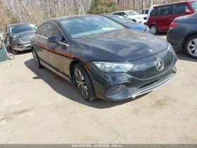 Снимка Mercedes-Benz EQE