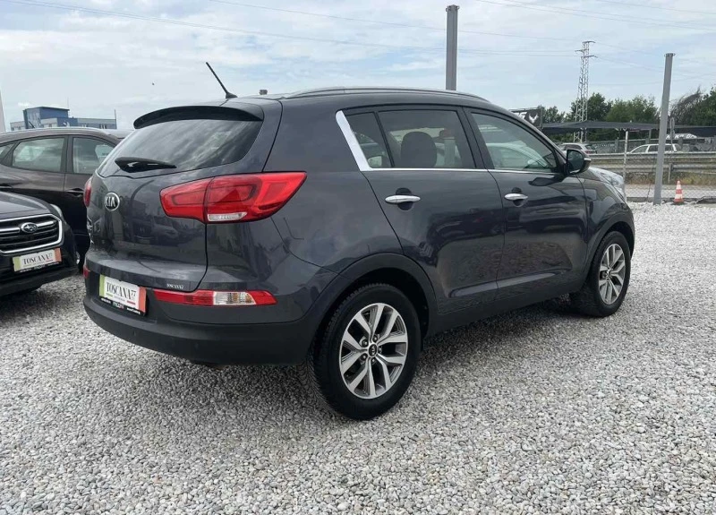 Kia Sportage 1.6i* 135k.c.* Бензин-Газ* Italia* Euro 5B* Лизинг, снимка 4 - Автомобили и джипове - 45354764