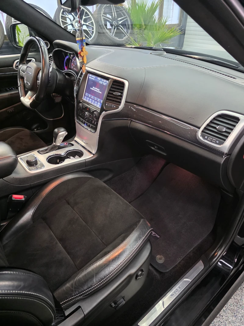 Jeep Grand cherokee SRT, снимка 14 - Автомобили и джипове - 53579917