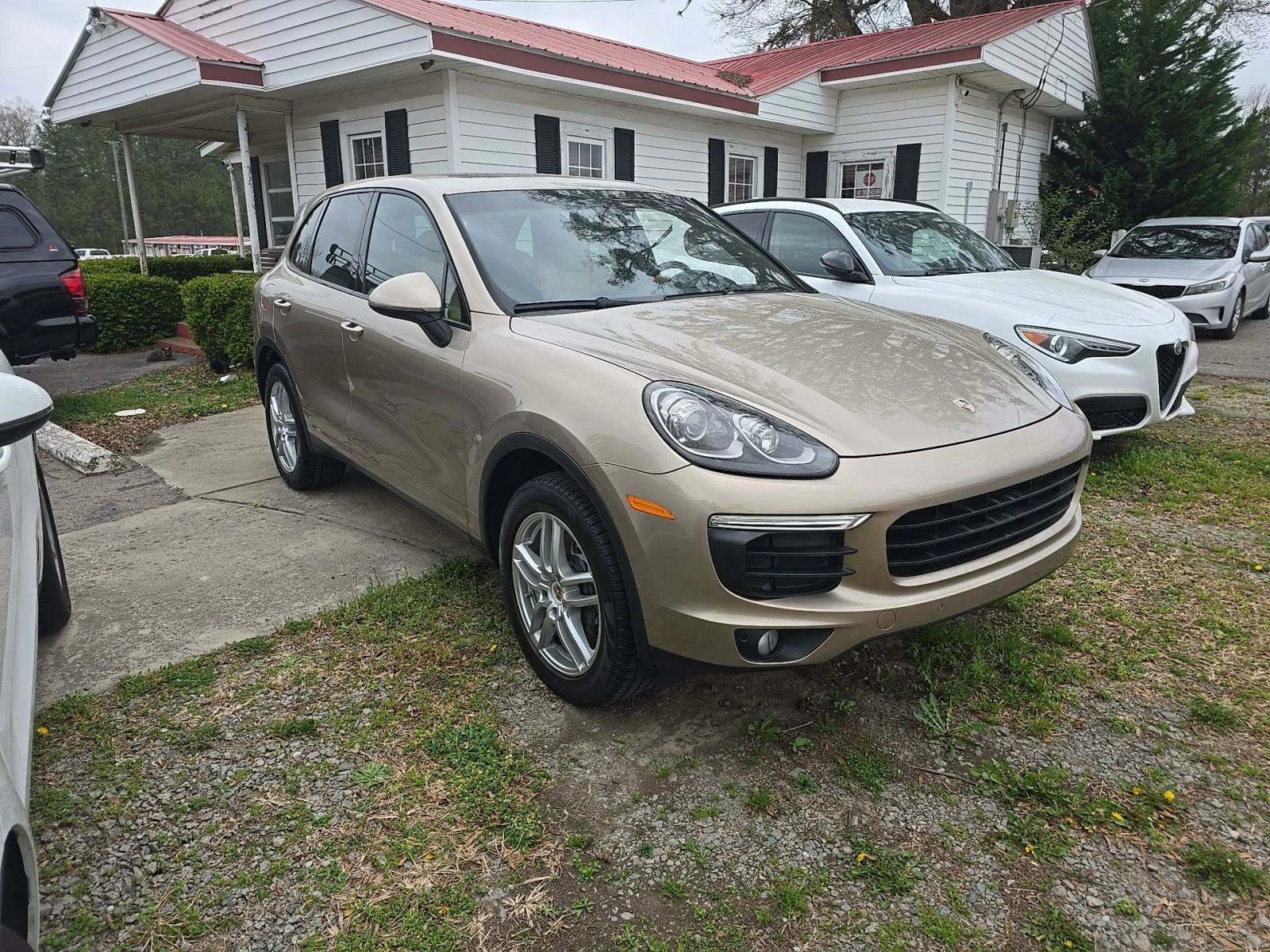 Porsche Cayenne  - изображение 4