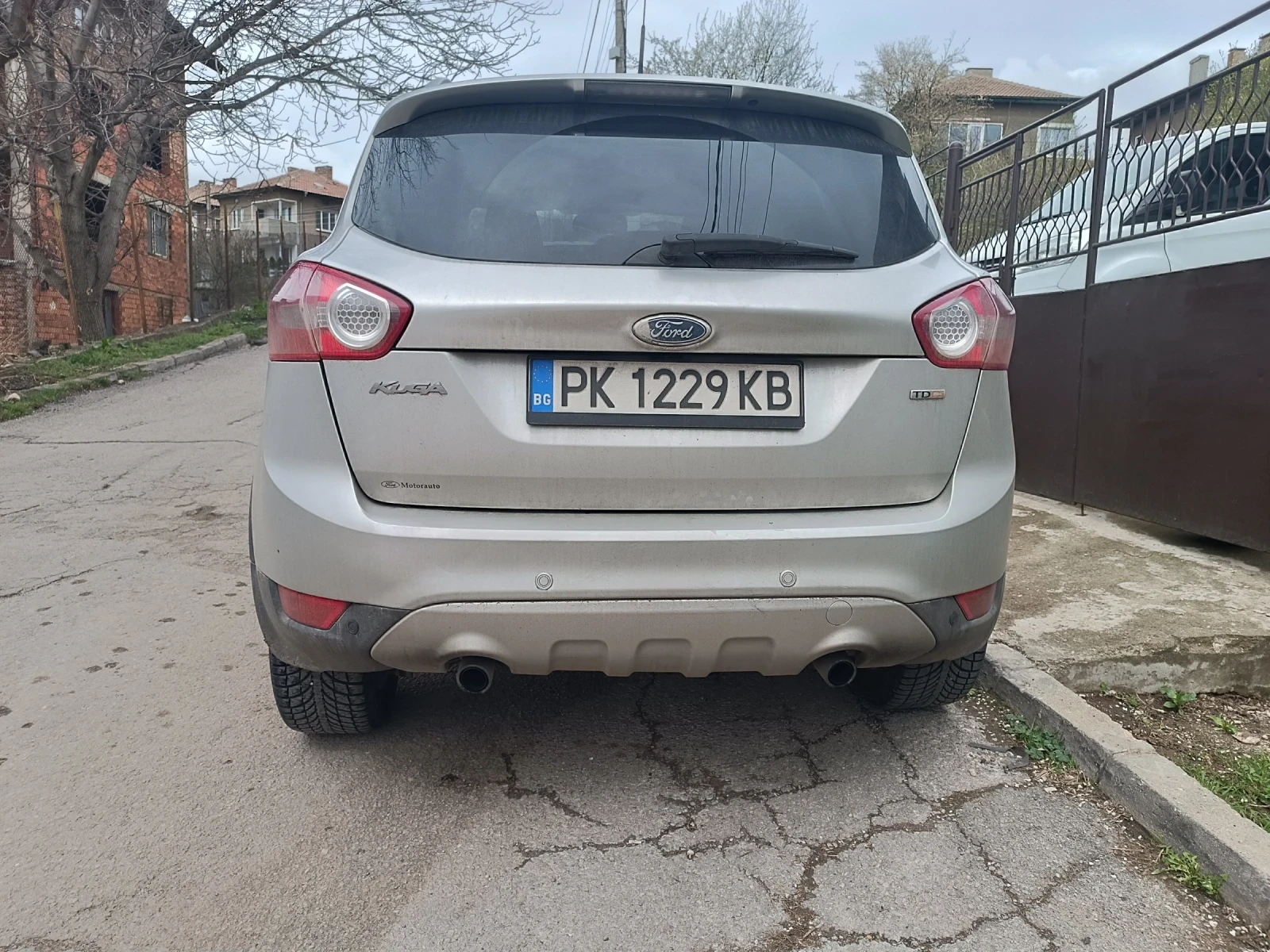 Ford Kuga 2.0 tdci - изображение 3