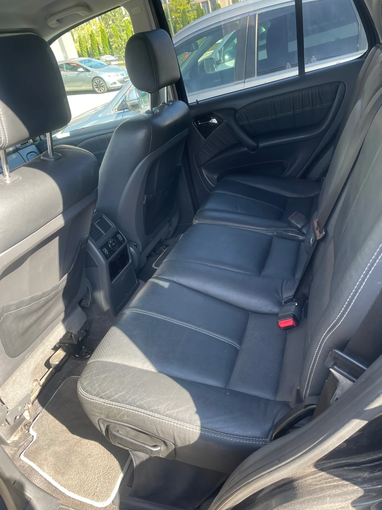 Mercedes-Benz ML 350  - изображение 9