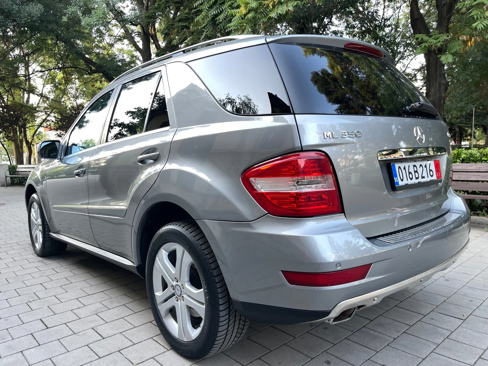 Mercedes-Benz ML 350   - изображение 2