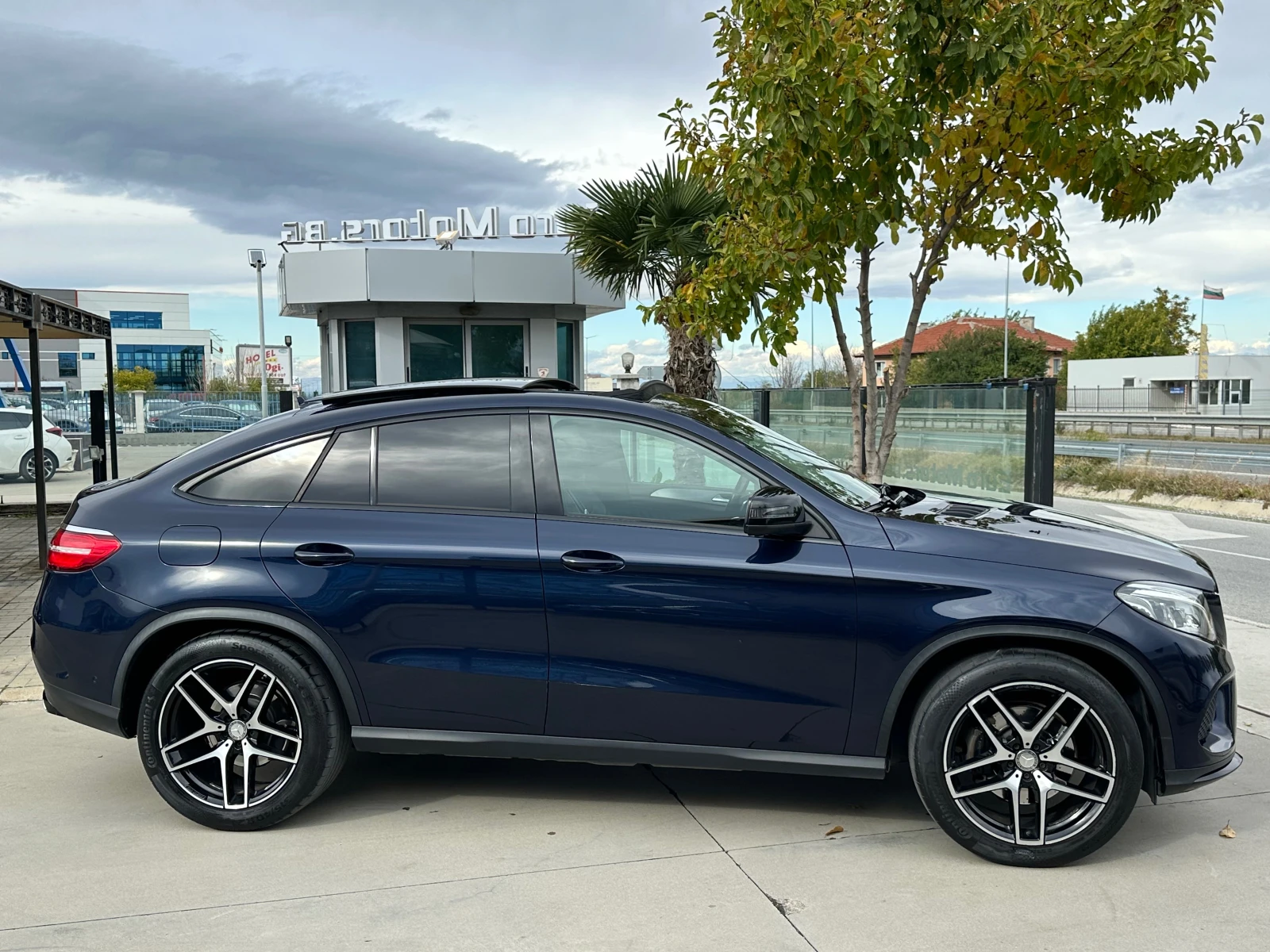 Mercedes-Benz GLE 350 d, 9G, COUPE, AMG LINE, PANORAMA, CAMERA+ 360! - изображение 4