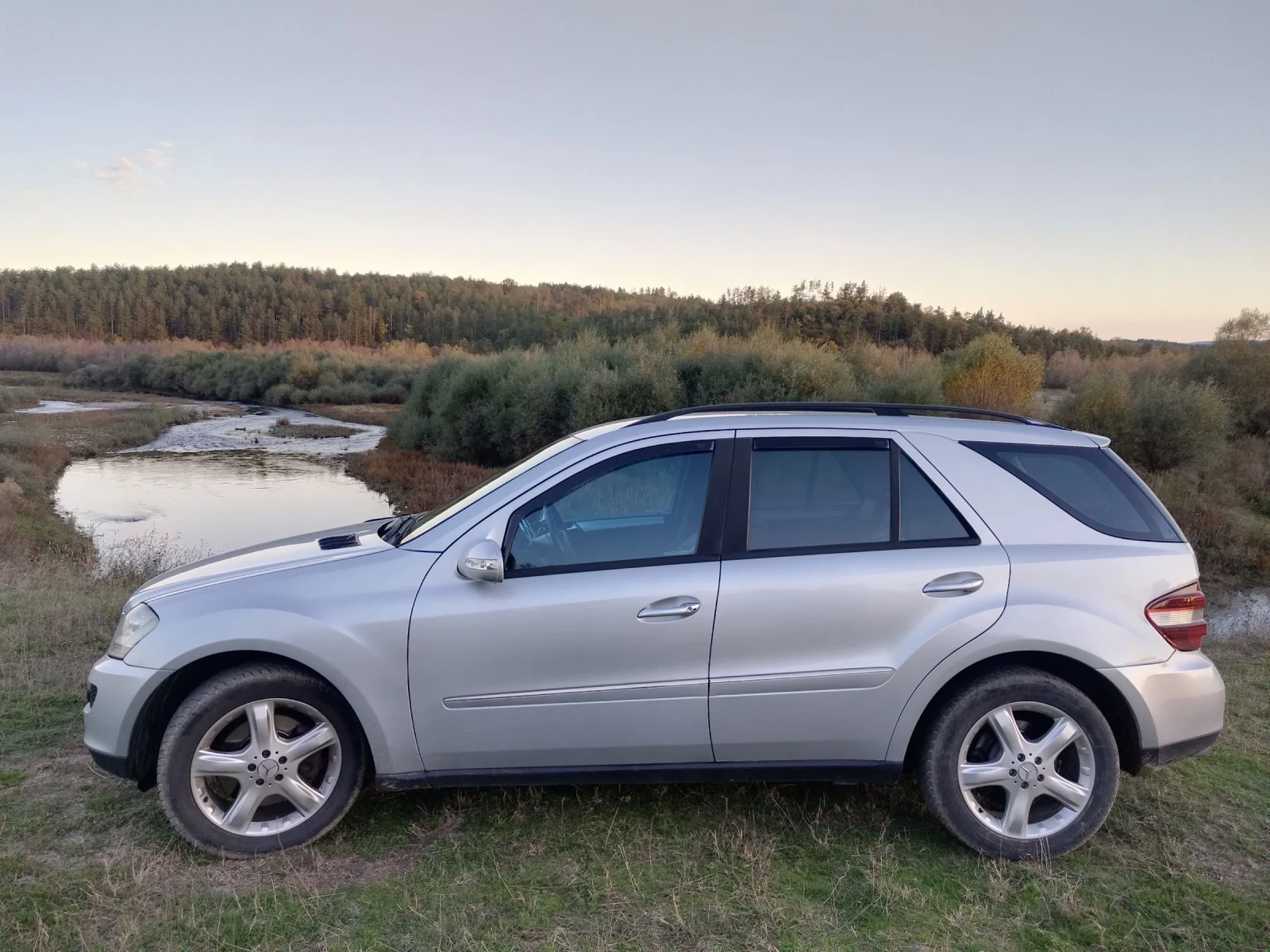 Mercedes-Benz ML 500  - изображение 10