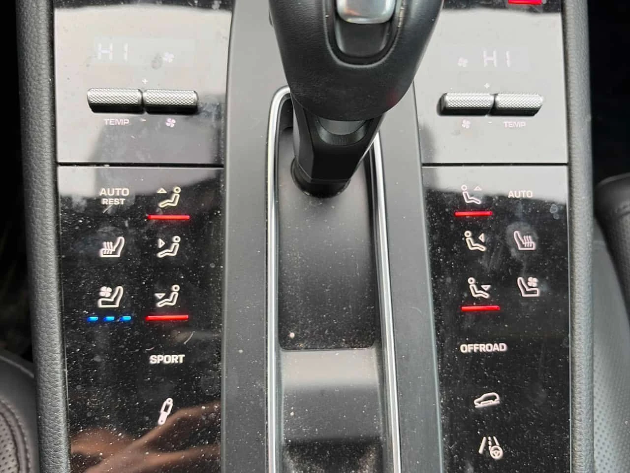 Porsche Macan * S * CARFAX * БЕЗ ПЪРВОНАЧАЛНА ВНОСКА, снимка 10 - Автомобили и джипове - 53854786