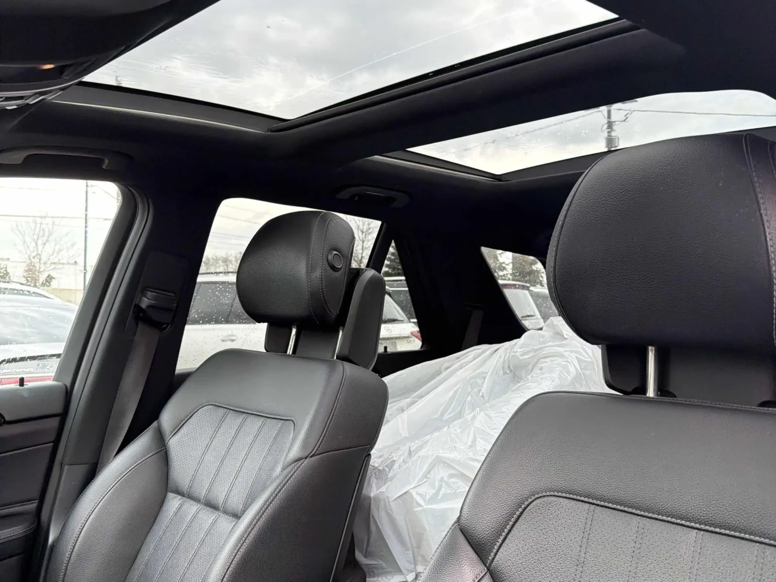 Mercedes-Benz GLE 350 AMG* PACK* HARMON* KARDON* ПОДГРЕВ* КАМЕРА* КЕЙЛЕС, снимка 12 - Автомобили и джипове - 53996601