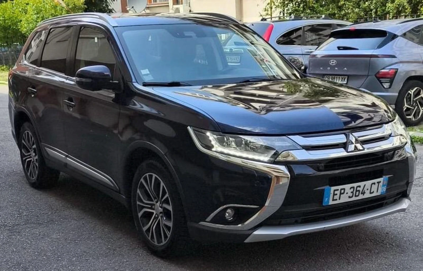 Mitsubishi Outlander 2.2   DID, снимка 2 - Автомобили и джипове - 55398391