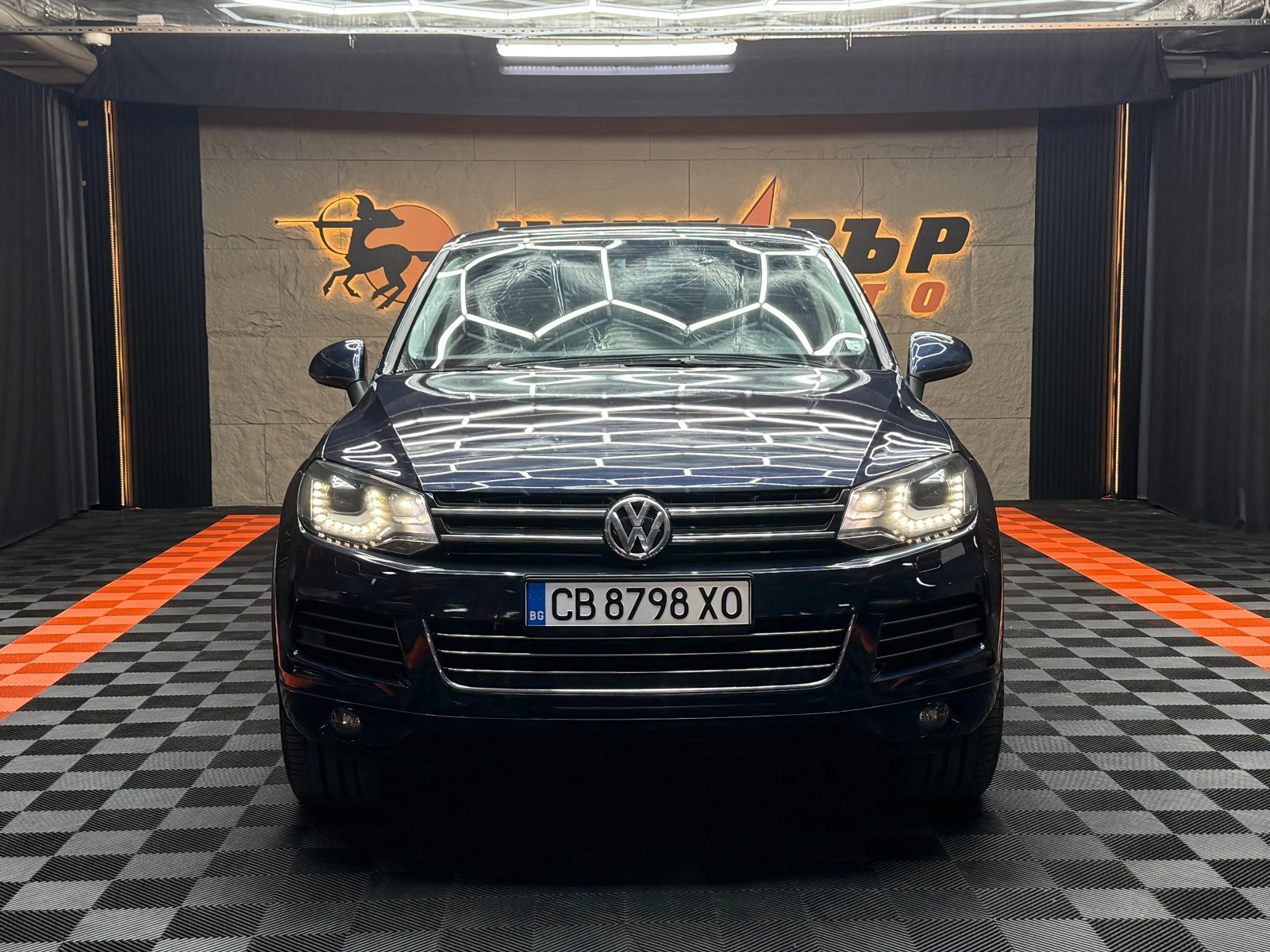 VW Touareg 3.0d 239 к.с., снимка 2 - Автомобили и джипове - 55726553