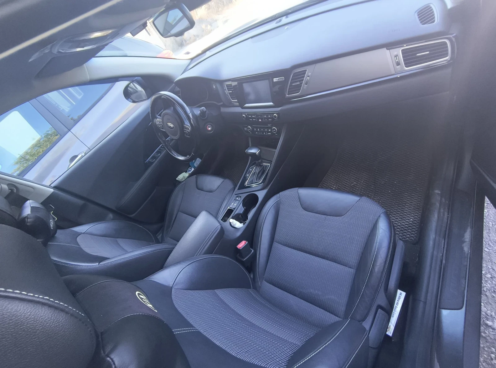 Kia Niro PHEV, снимка 11 - Автомобили и джипове - 55752820