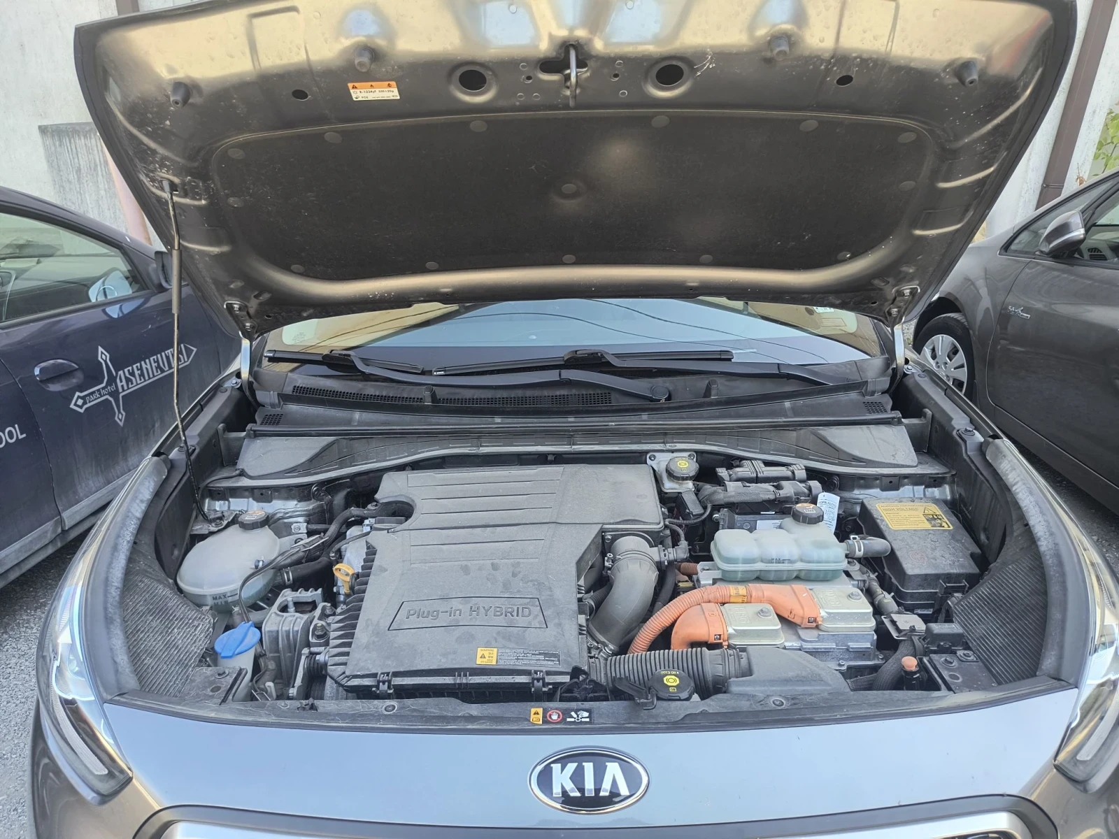 Kia Niro PHEV, снимка 5 - Автомобили и джипове - 55752820