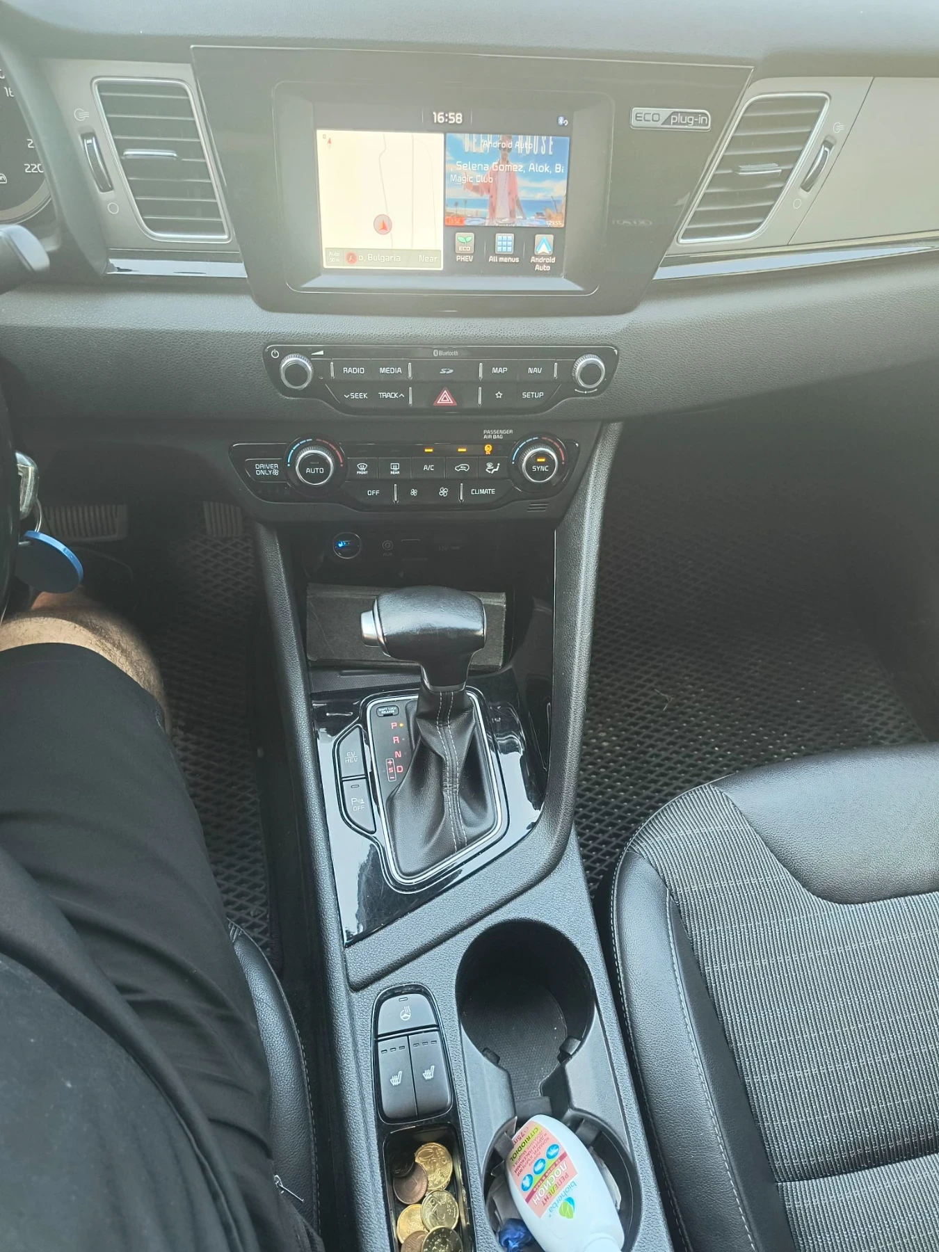 Kia Niro PHEV, снимка 9 - Автомобили и джипове - 55752820