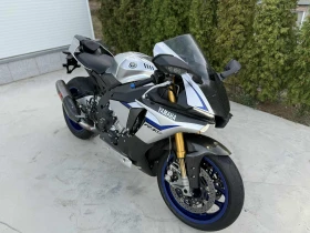  Yamaha YZF-R1