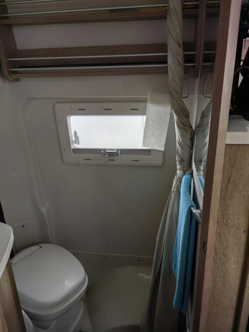 Кемпер Fiat Ducato, снимка 12 - Каравани и кемпери - 53458976