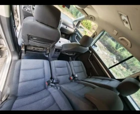 VW Touran 2.0, снимка 3