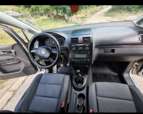 VW Touran 2.0, снимка 2