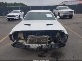 Dodge Challenger 5.7L V-8 VVT, 372HP Rear Wheel Drive - 15100 лв. - 39270819 4
