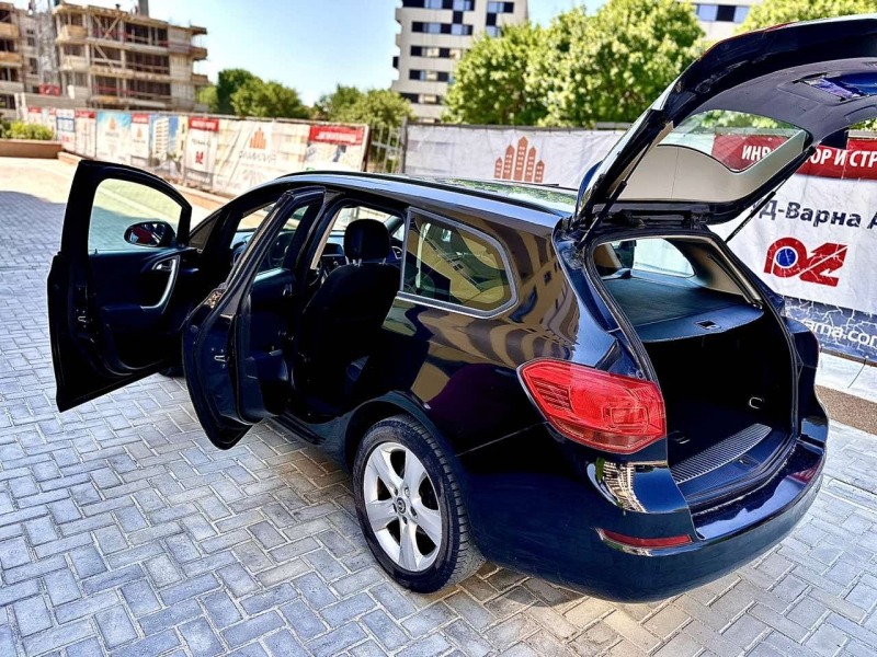 Opel Astra, снимка 1 - Автомобили и джипове - 46402089