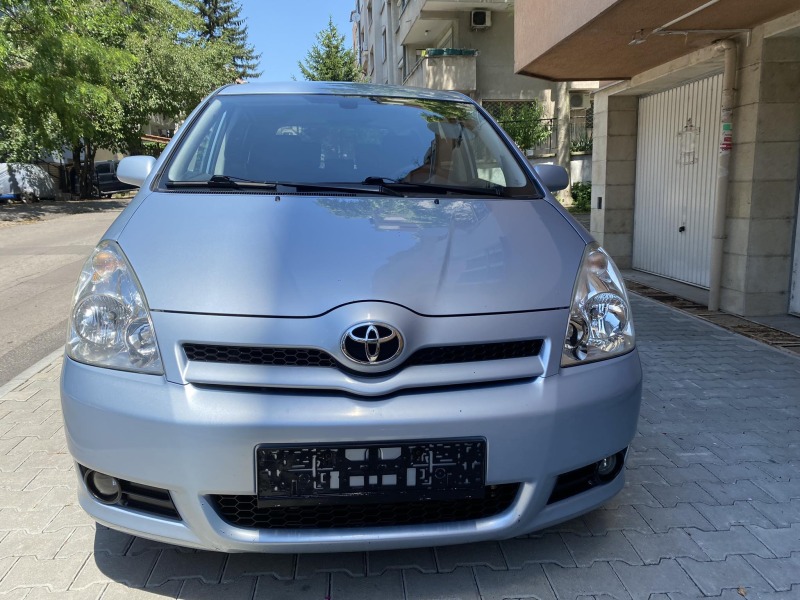 Toyota Corolla verso 2.2 D-CAT177k.c., снимка 2 - Автомобили и джипове - 46406599