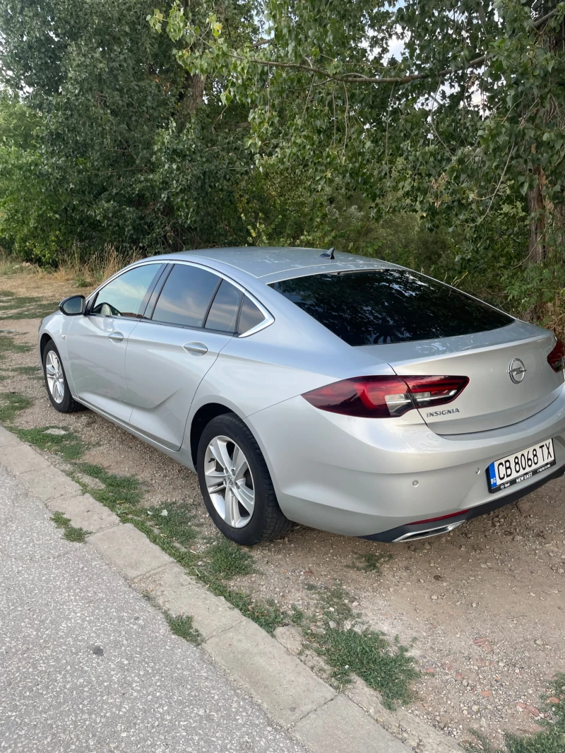 Opel Insignia, снимка 3 - Автомобили и джипове - 47043397