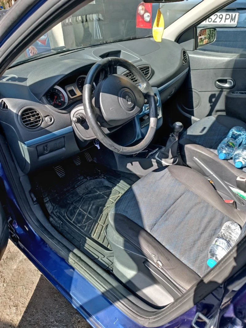 Renault Clio, снимка 3 - Автомобили и джипове - 47104131