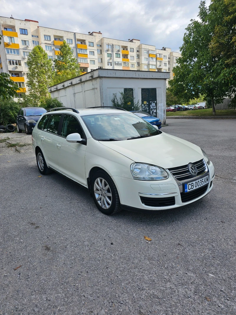 VW Golf Спешно!!!, снимка 2 - Автомобили и джипове - 47269356