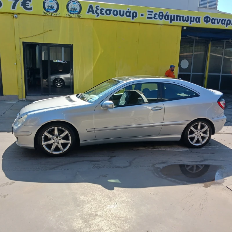 Mercedes-Benz C 220 CDI, снимка 3 - Автомобили и джипове - 47566451