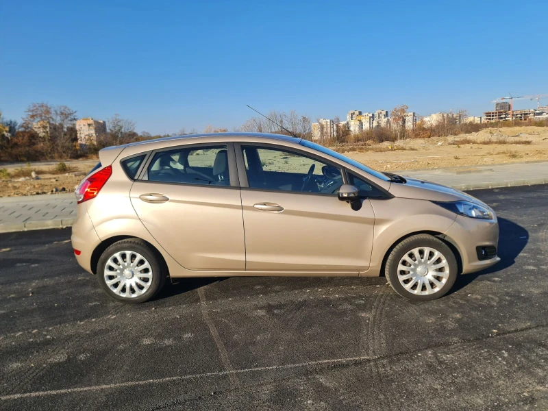 Ford Fiesta ПЪРВИ СОБСТВЕНИК РЕАЛНИ КМ, снимка 2 - Автомобили и джипове - 48000492