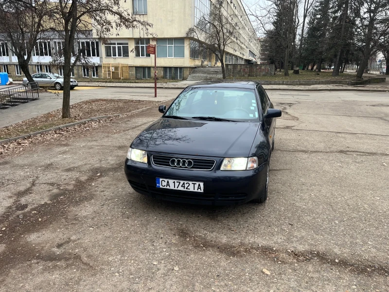 Audi A3 1.8 Automat, снимка 1 - Автомобили и джипове - 49184271