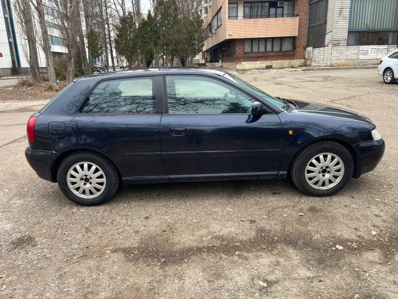 Audi A3 1.8 Automat, снимка 4 - Автомобили и джипове - 49184271