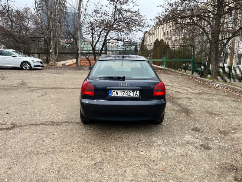 Audi A3 1.8 Automat, снимка 3 - Автомобили и джипове - 49184271