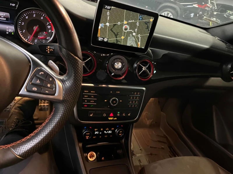 Mercedes-Benz CLA 250 * CARFAX * БЕЗ ПЪРВОНАЧАЛНА ВНОСКА, снимка 9 - Автомобили и джипове - 52776184