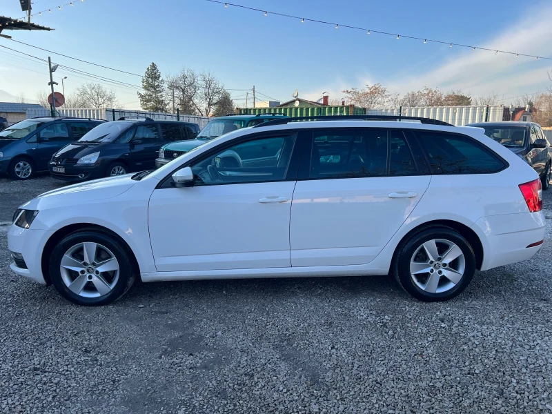 Skoda Octavia 2.0TSI* АВТОМАТИК* ШВЕЙЦАРИЯ* НАВИ* КАМЕРА* , снимка 9 - Автомобили и джипове - 52850825