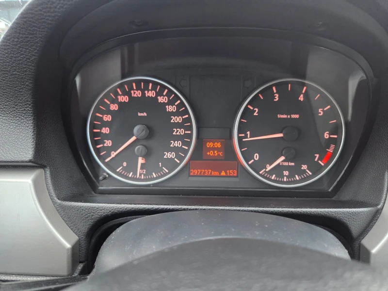 BMW 320, снимка 6 - Автомобили и джипове - 53053555