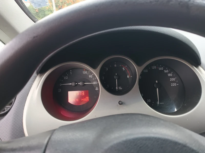 Seat Altea, снимка 6 - Автомобили и джипове - 53118421