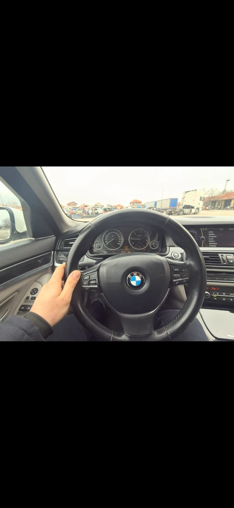 BMW 520, снимка 12 - Автомобили и джипове - 53223752
