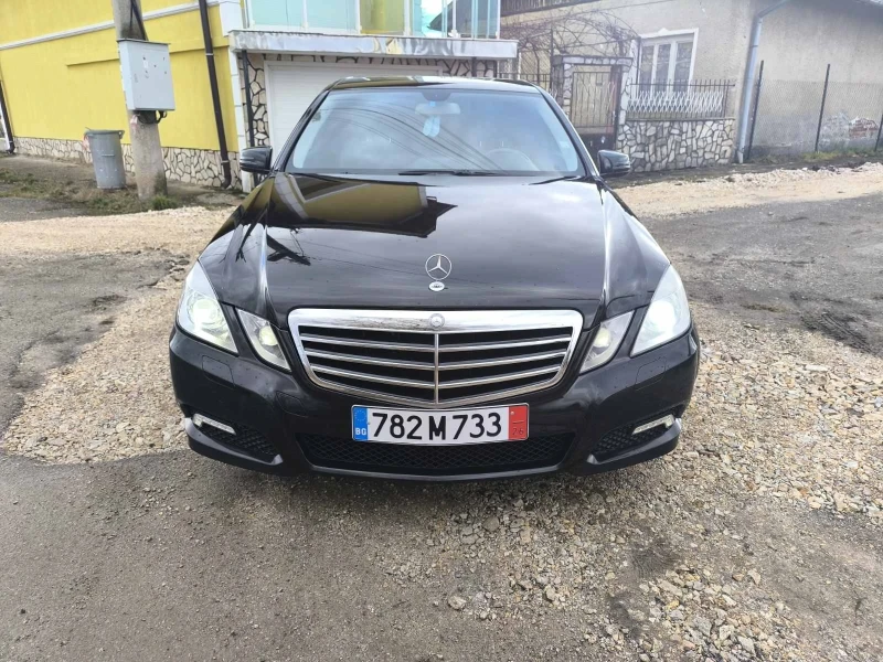 Mercedes-Benz E 250 AUTOMAT, снимка 7 - Автомобили и джипове - 53395739