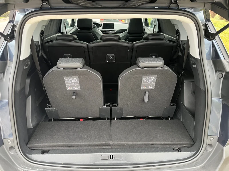 Peugeot 5008 1.6 HDI Allure TopTop, снимка 11 - Автомобили и джипове - 53436276