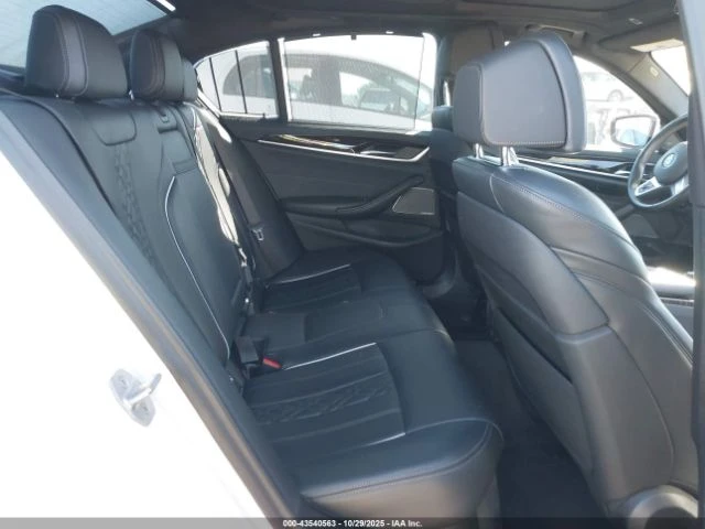 BMW 530E M SPORT - изображение 8