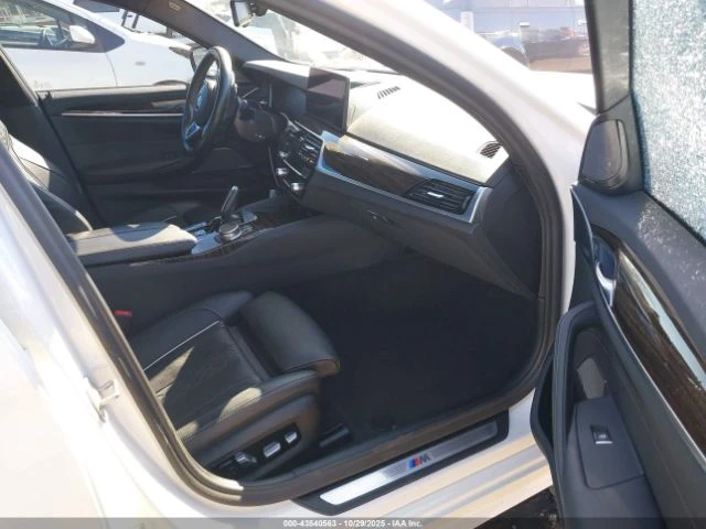 BMW 530E M SPORT - изображение 6