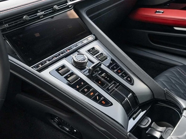 Aston Martin Други DB12 Coupe = Black Pack = Гаранция - изображение 10